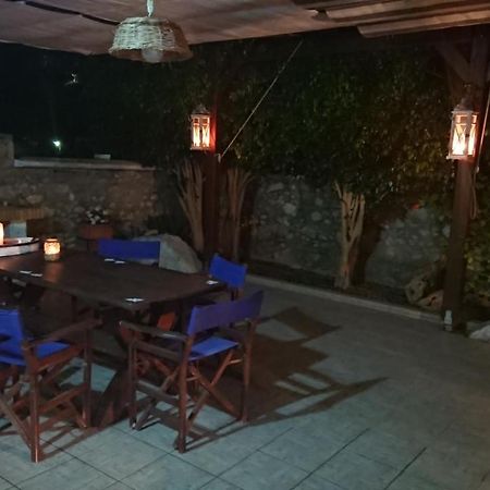 Nikolis Vacation House Vrísai Eksteriør bilde
